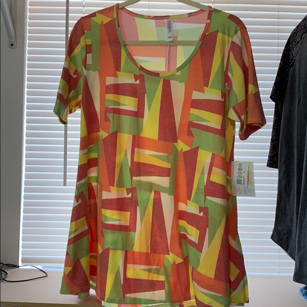 Lularoe Perfect T